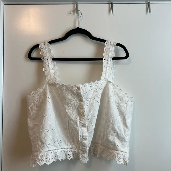 Gap x DÔEN Cropped Eyelet Sleeveless Vest Top - Picture 3 of 6